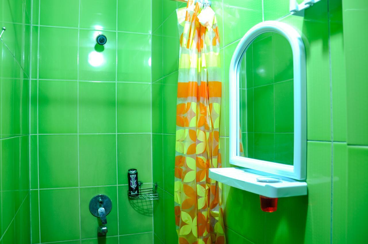 Funky Mamaliga Hostel Chişinǎu Buitenkant foto